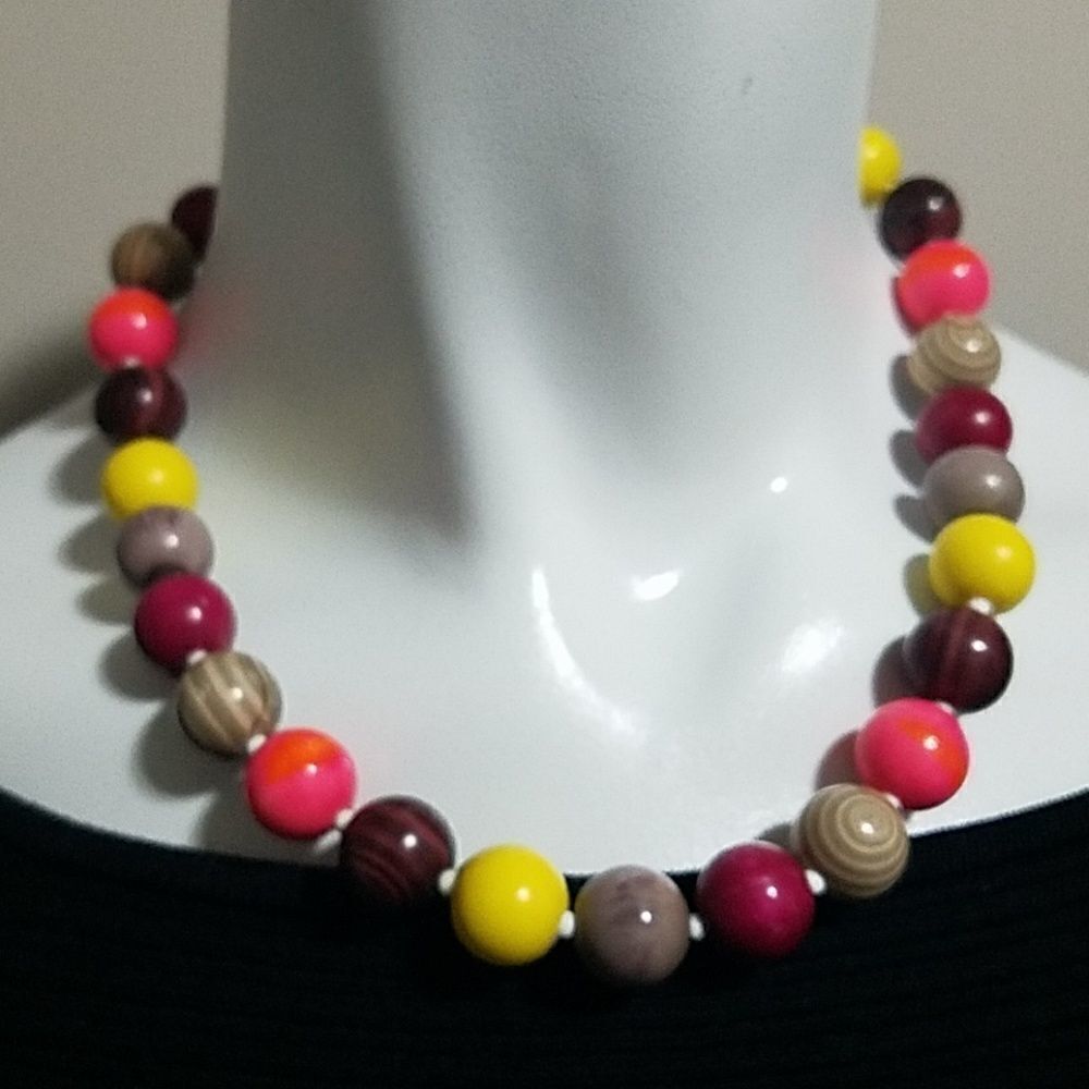 Vintage Brown, Pink, & Yellow Beaded Necklace (18")
